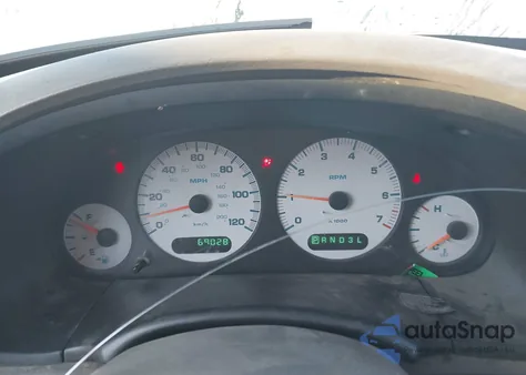 2001 Dodge Grand Caravan Sport z USA, uszkodzony, nr VIN 2B4GT44L21R342197